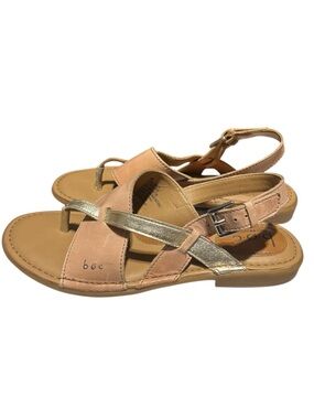 b.o.c. Lowery Leather Split-ToeCasual Slingback Sandals